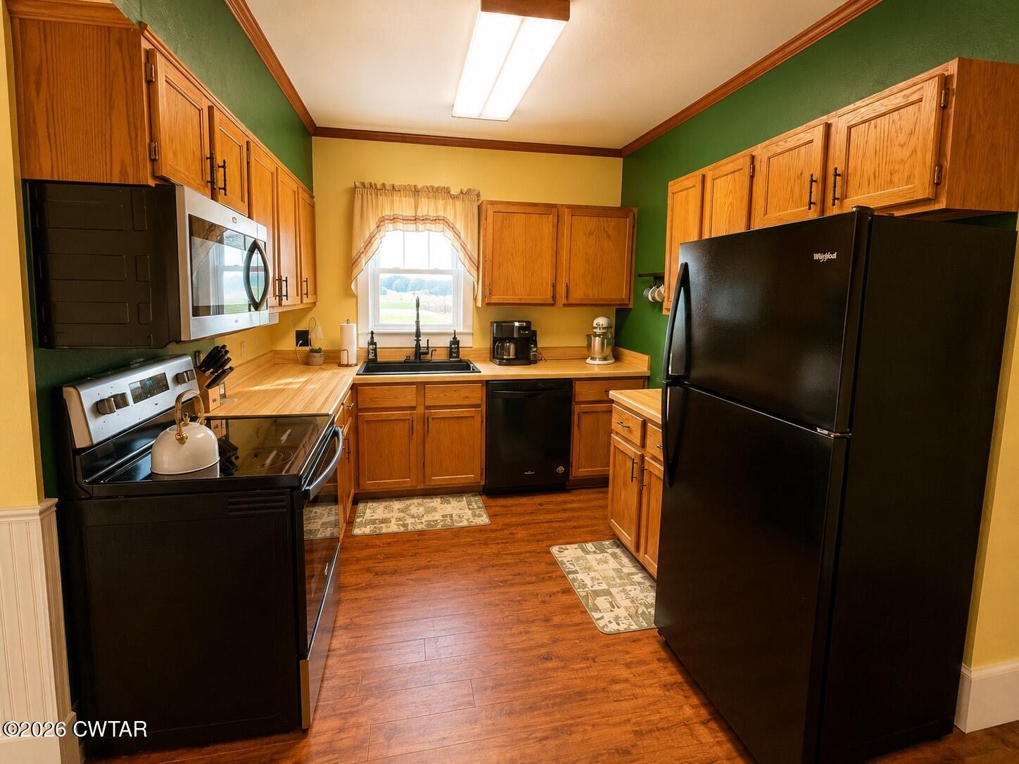 62 Old Jackson Road Trenton, TN 38382 - Photo 5 of 38 Kitchen