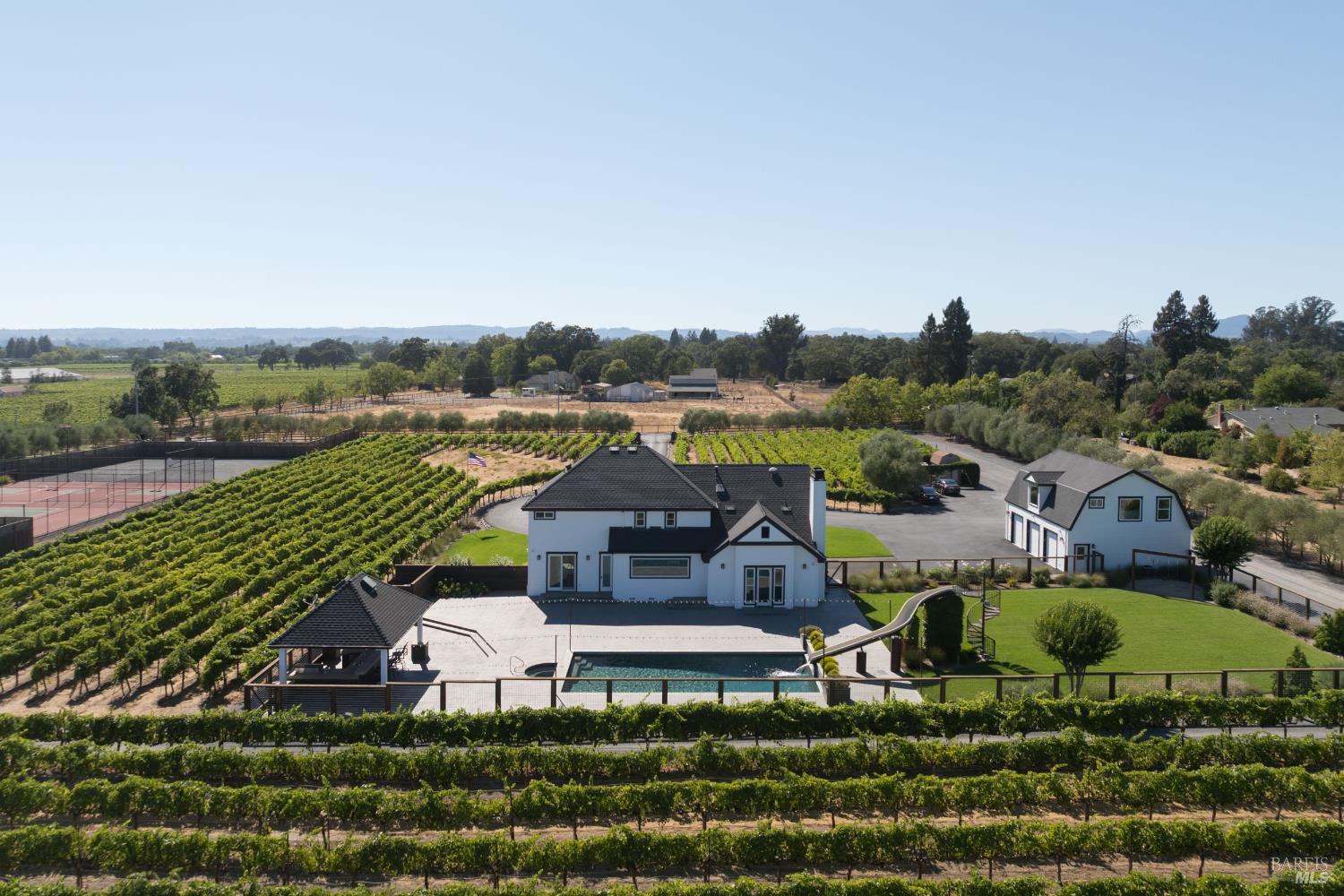 1626 Abramson Road Santa Rosa, CA 95401 - Photo 2 of 87