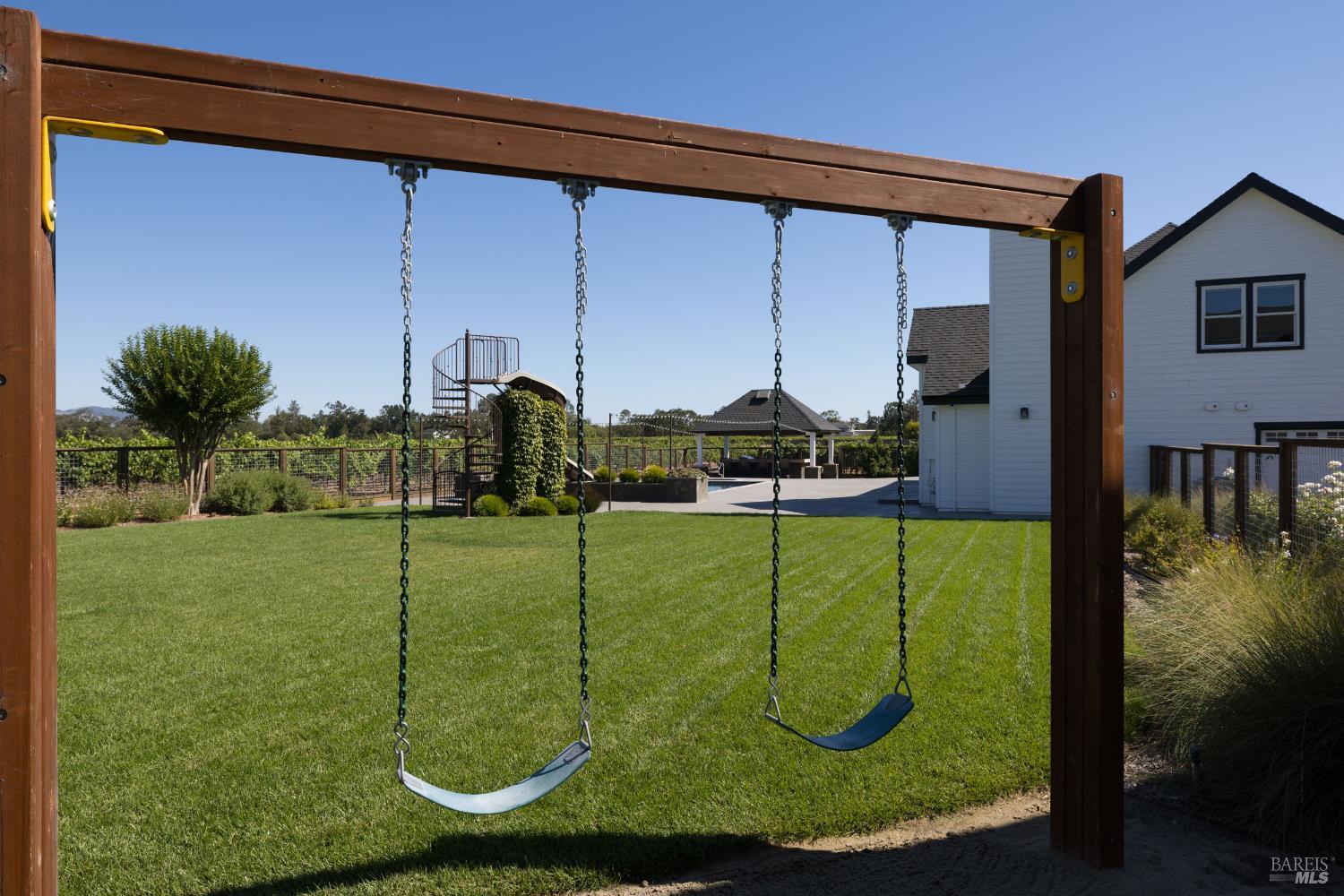 1626 Abramson Road Santa Rosa, CA 95401 - Photo 26 of 87