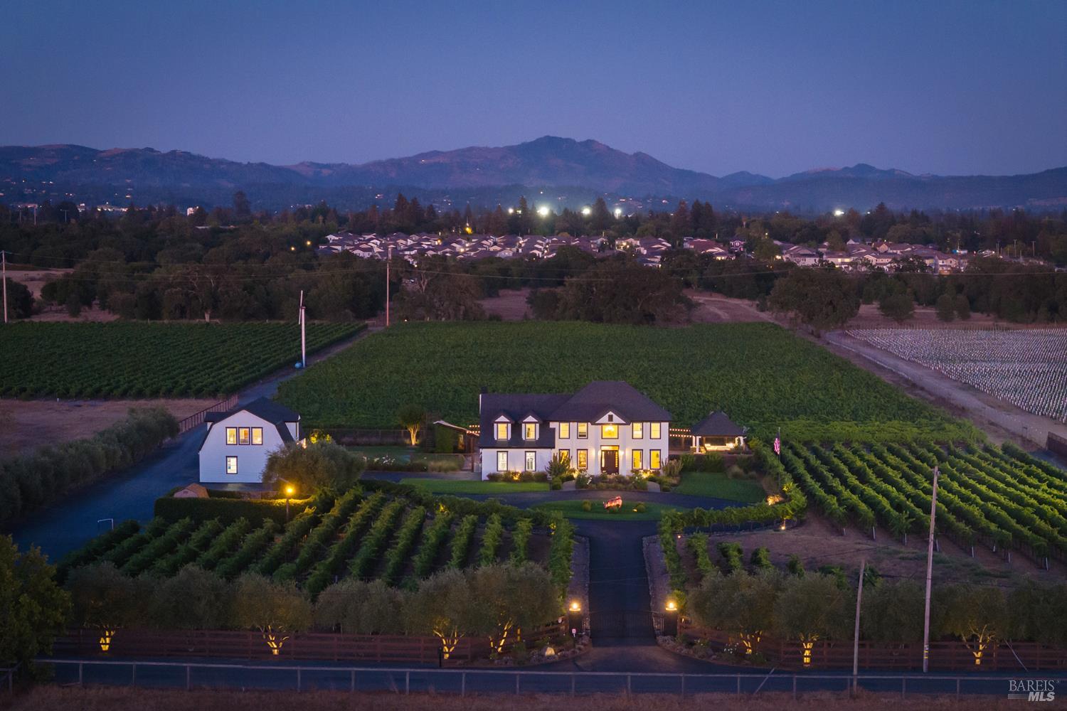 1626 Abramson Road Santa Rosa, CA 95401 - Photo 4 of 87