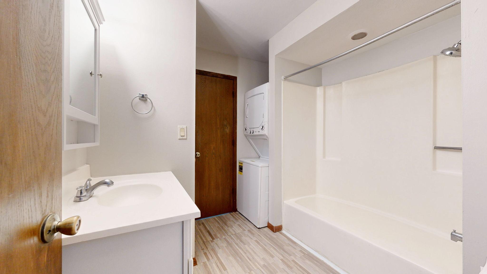 924 21st Avenue South, Unit 2 Minneapolis, MN 55404 - Photo 11 of 13