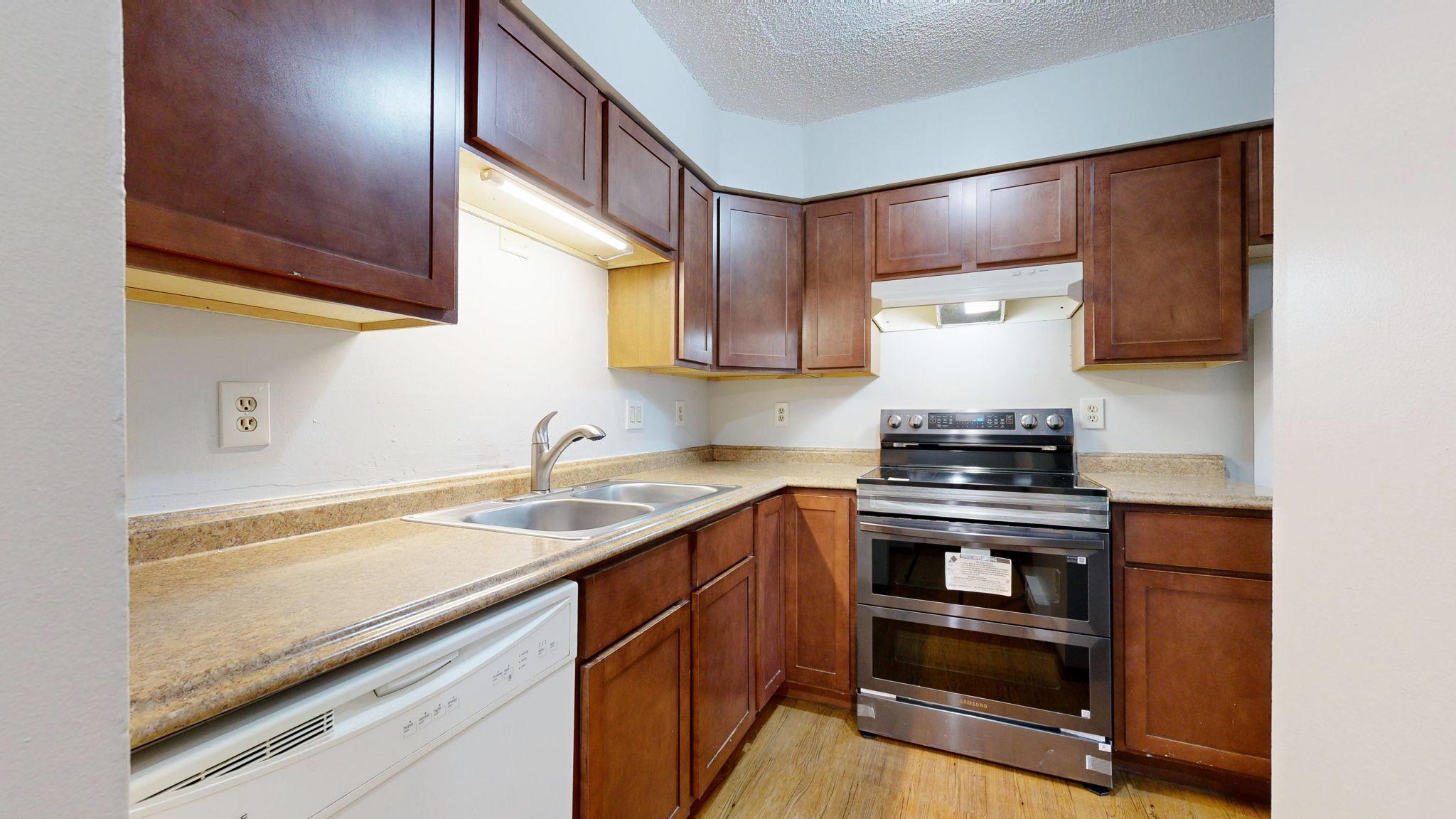 924 21st Avenue South, Unit 2 Minneapolis, MN 55404 - Photo 4 of 13