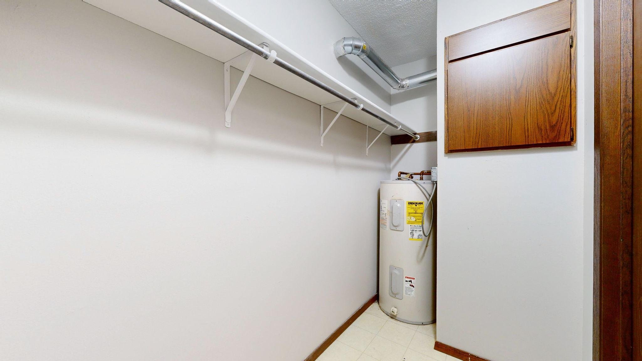 924 21st Avenue South, Unit 2 Minneapolis, MN 55404 - Photo 10 of 13