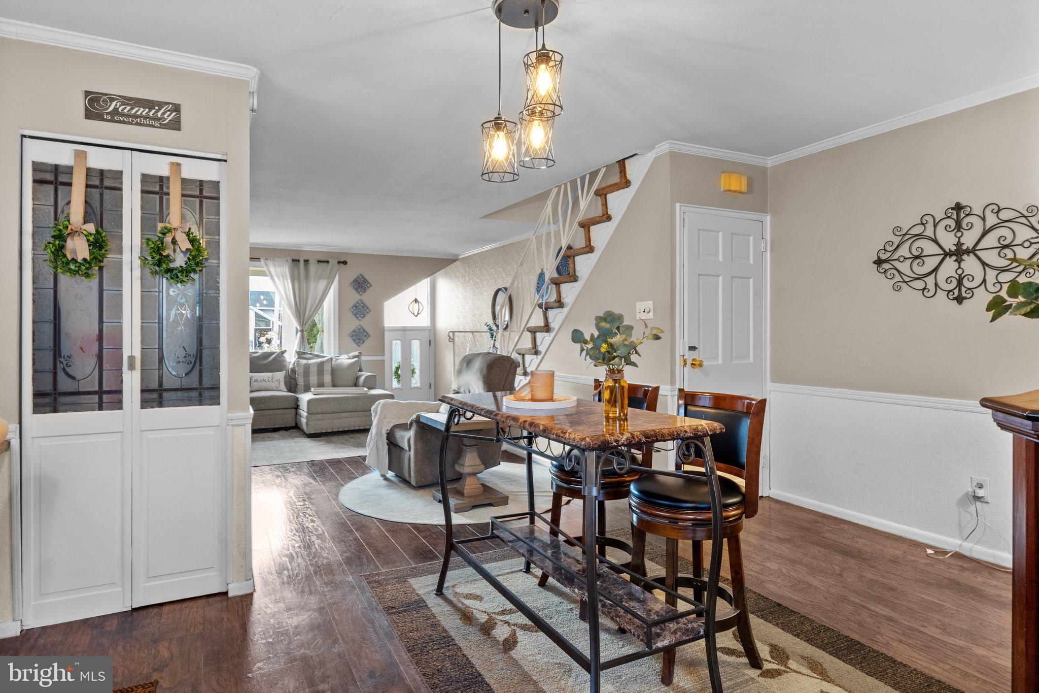 10827 Perrin Road Philadelphia, PA 19154 - Photo 17 of 38