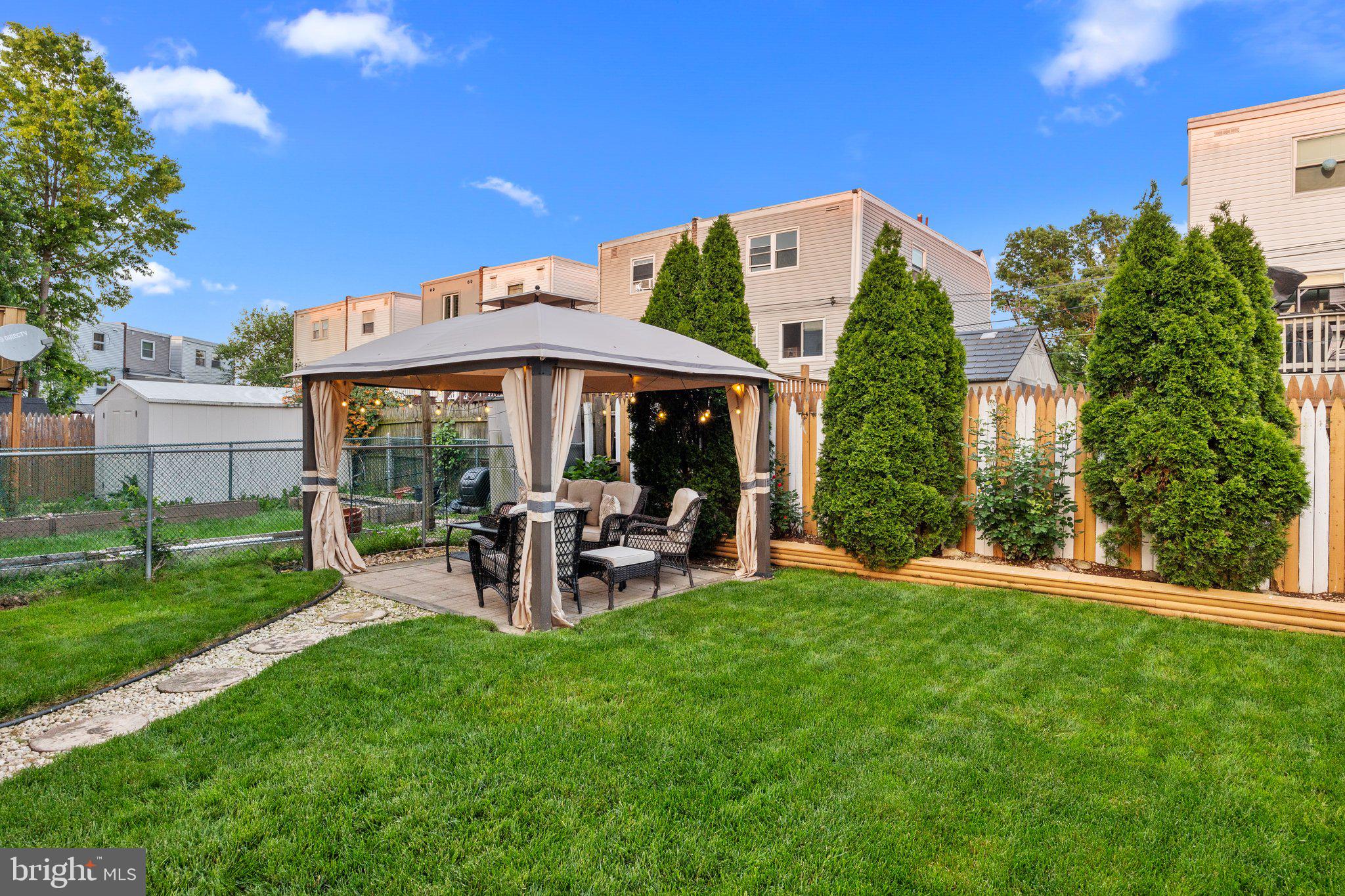 10827 Perrin Road Philadelphia, PA 19154 - Photo 34 of 38