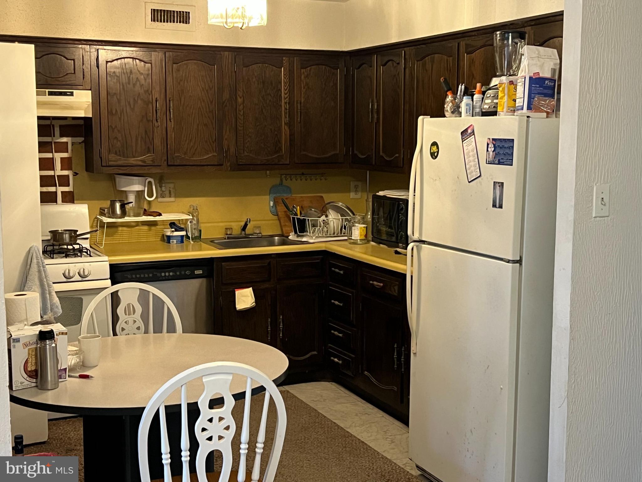 809 Red Lion Road, Unit B36 Philadelphia, PA 19115 - Photo 7 of 21