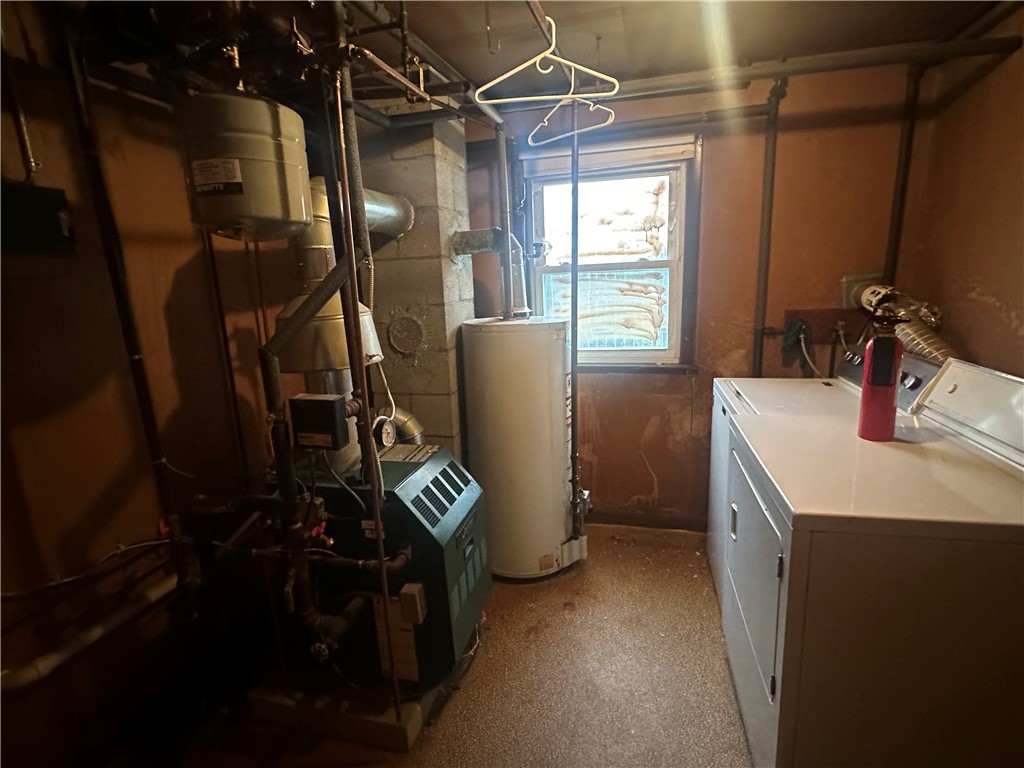 39 Locust Street Pawtucket, RI 02860 - Photo 11 of 25