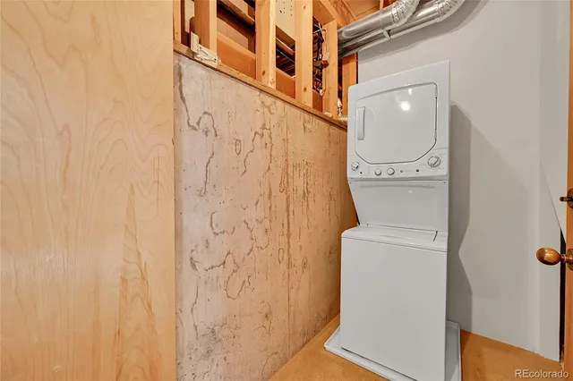 $4,400 | 365 Vasquez Court, Lyons, CO 80540