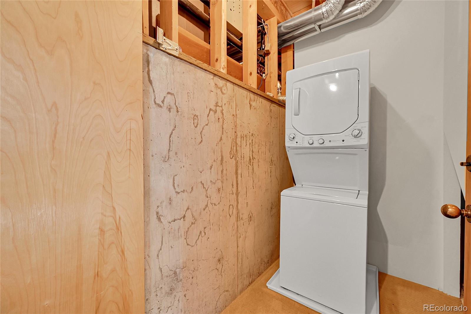 365 Vasquez Court Lyons, CO 80540 - Photo 27 of 30