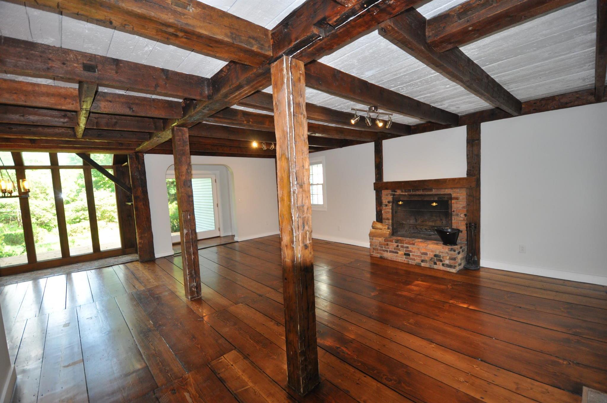 212 Eagle Ridge Dorset, VT 05251 - Photo 4 of 40 Gallery Image 4