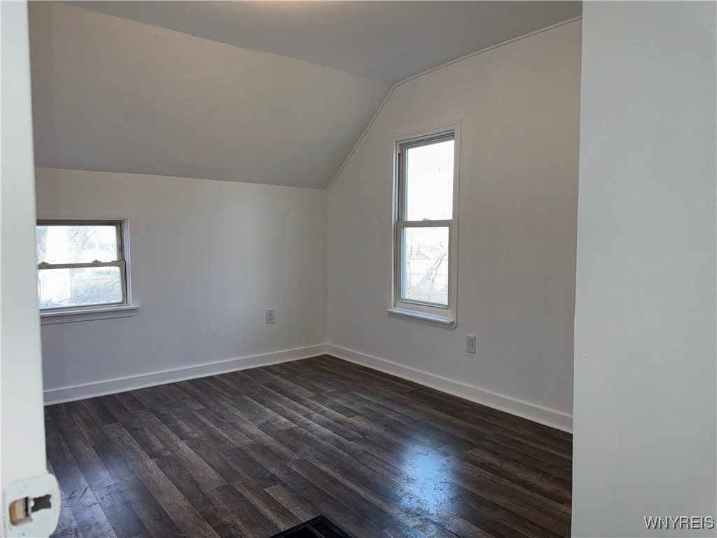 11 Hall Street Batavia City, NY 14020 - Photo 21 of 33