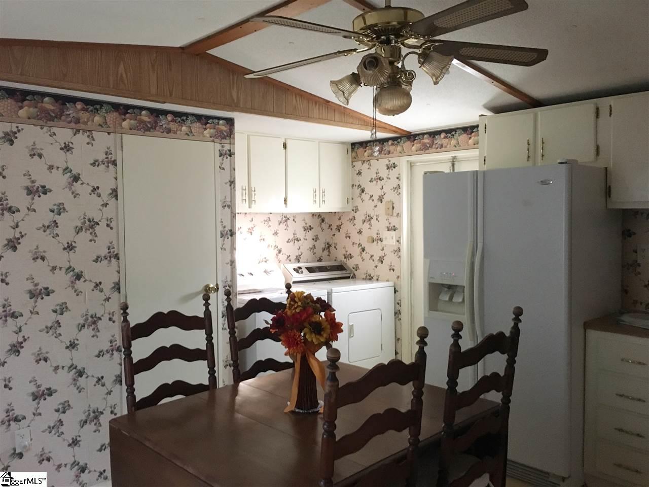 5090 Fairview Road Gray Court, SC 29645 - Photo 5 of 11