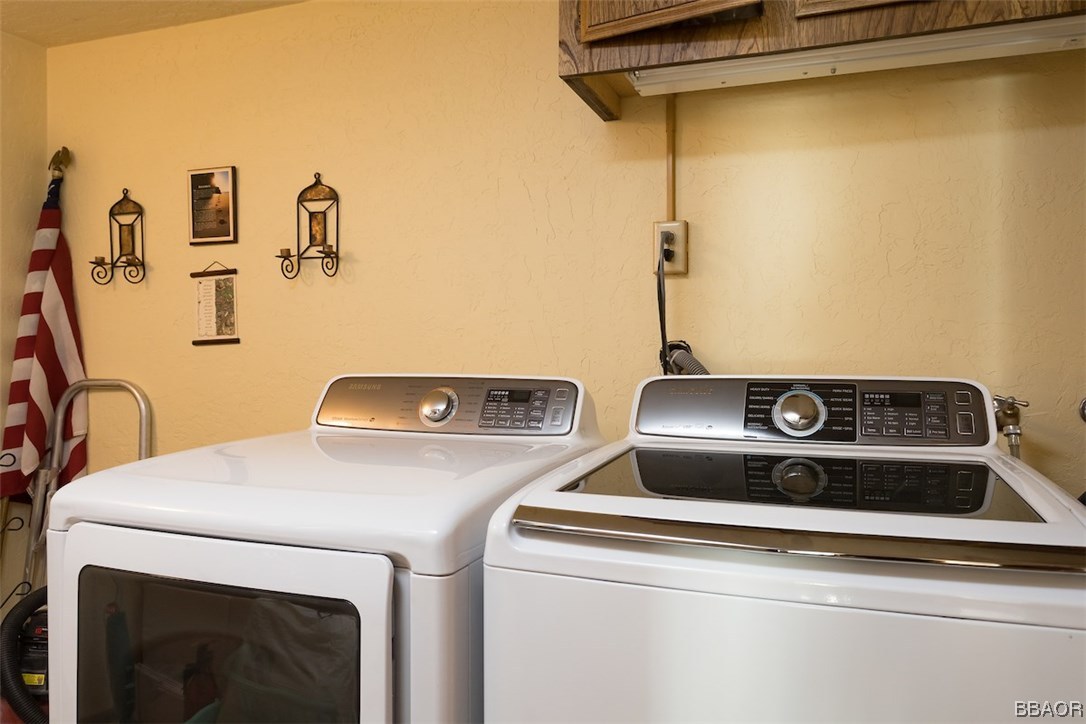 738 Silver Tip Drive Big Bear Lake, CA 92315 - Photo 22 of 30 a view of washer and dryer