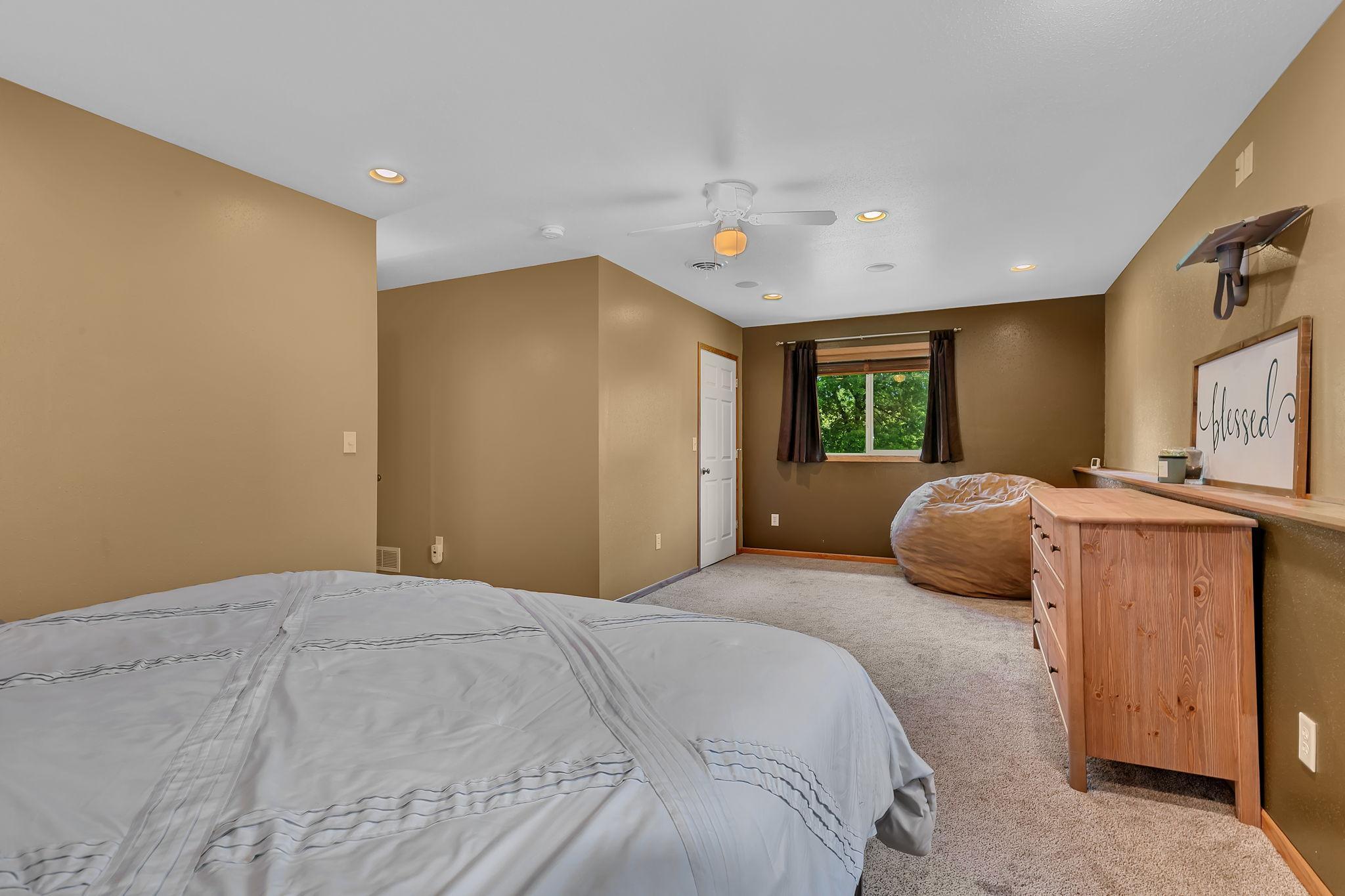 984 Waters Edge Circle Avon, MN 56310 - Photo 16 of 35