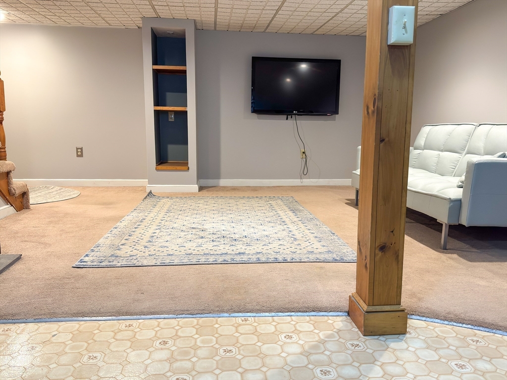 11 Old Charter Road Marlborough, MA 01752 - Photo 27 of 31 Gallery Image 27