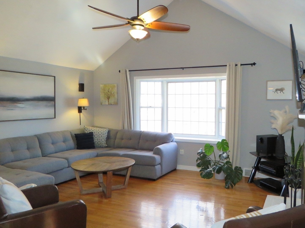 11 Old Charter Road Marlborough, MA 01752 - Photo 8 of 31 Gallery Image 8
