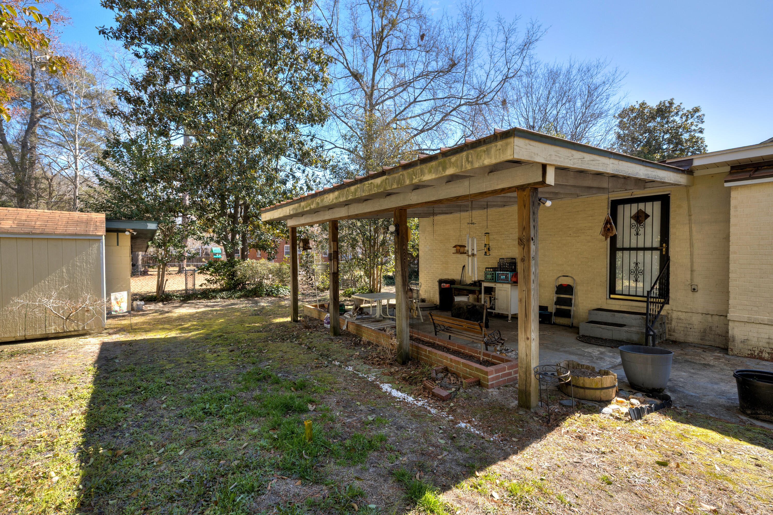 543 West Calhoun Street Sumter, SC 29150 - Photo 8 of 41 09