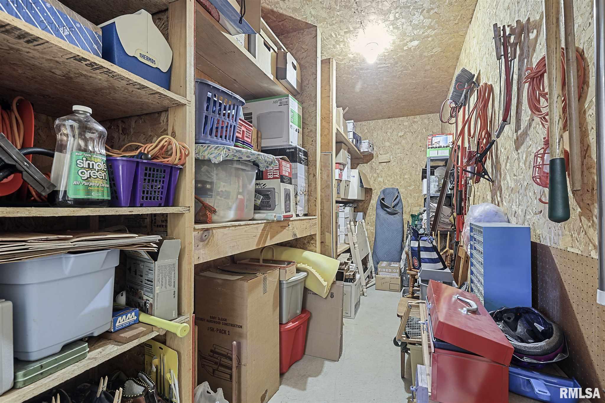 3100 Red Bud Lane Springfield, IL 62712 - Photo 17 of 44 Gallery Image 17