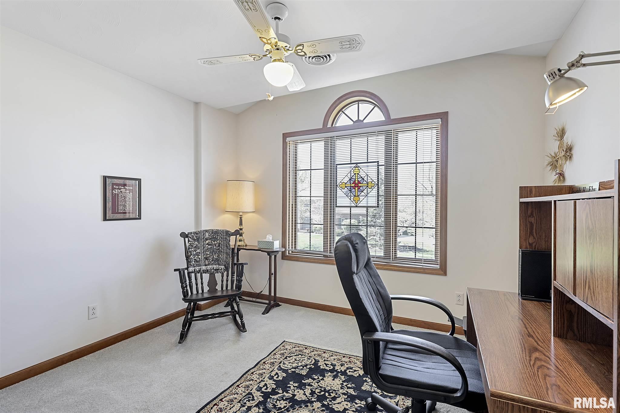 3100 Red Bud Lane Springfield, IL 62712 - Photo 18 of 44 Gallery Image 18