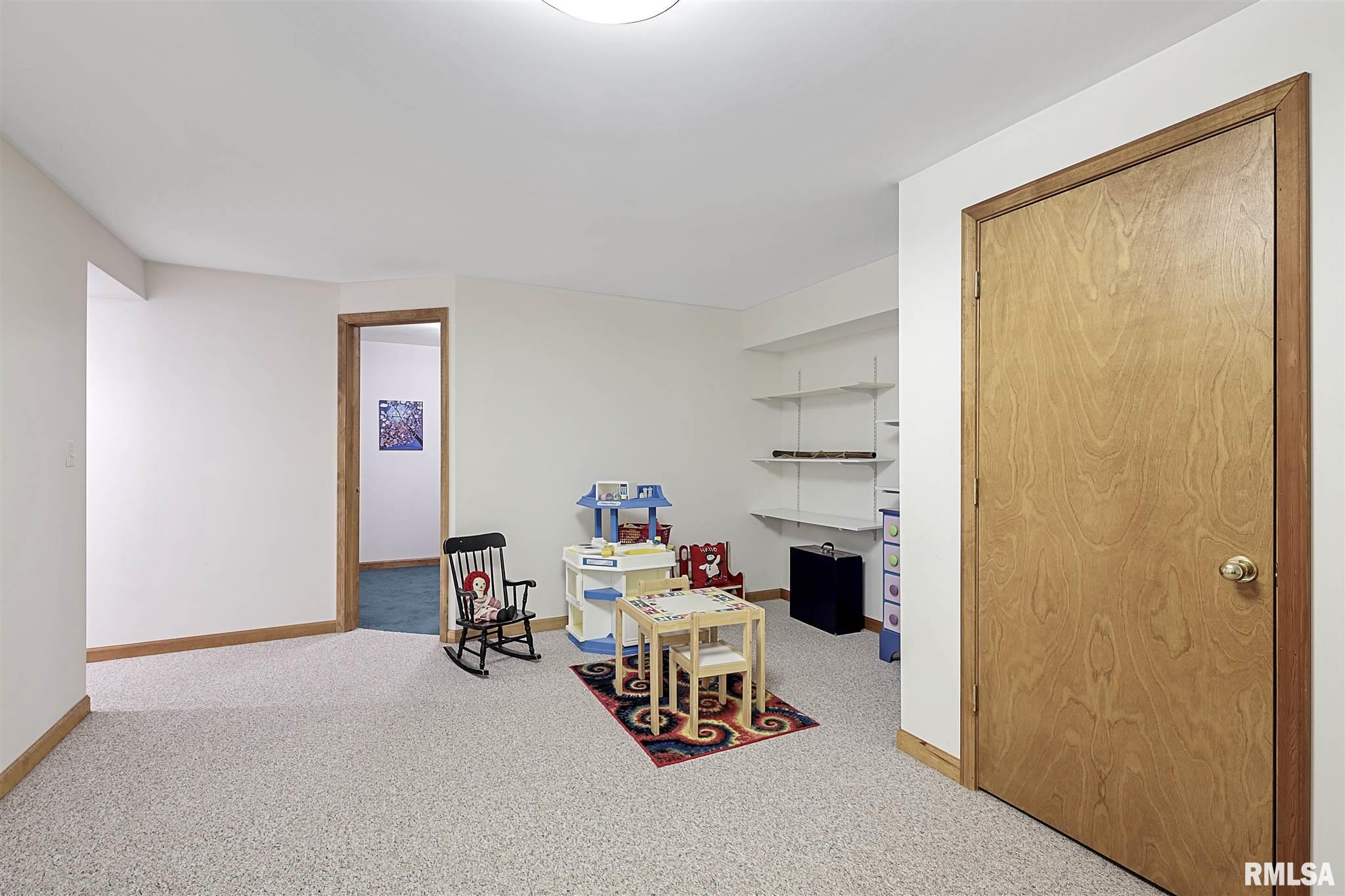 3100 Red Bud Lane Springfield, IL 62712 - Photo 29 of 44 Gallery Image 29