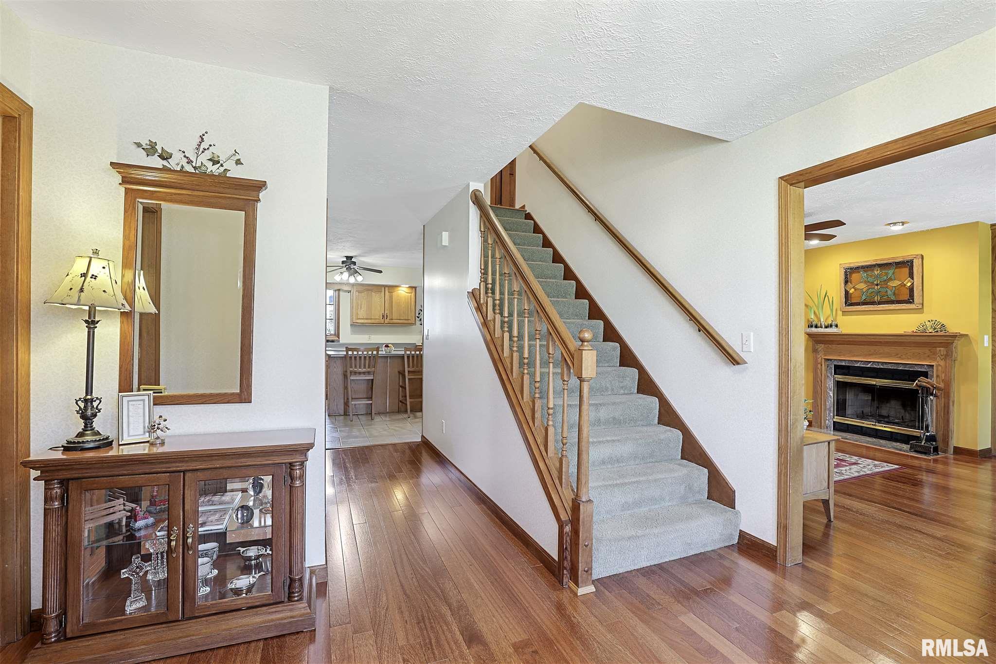 3100 Red Bud Lane Springfield, IL 62712 - Photo 8 of 44 Gallery Image 8