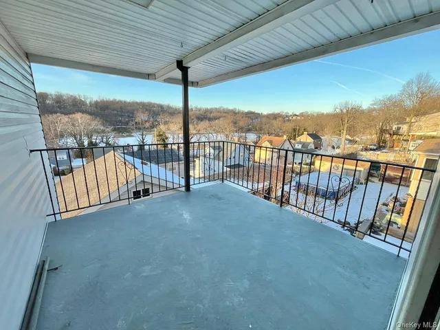 $3,600 | 103 Bennett Avenue, Unit 2, Yonkers, NY 10701