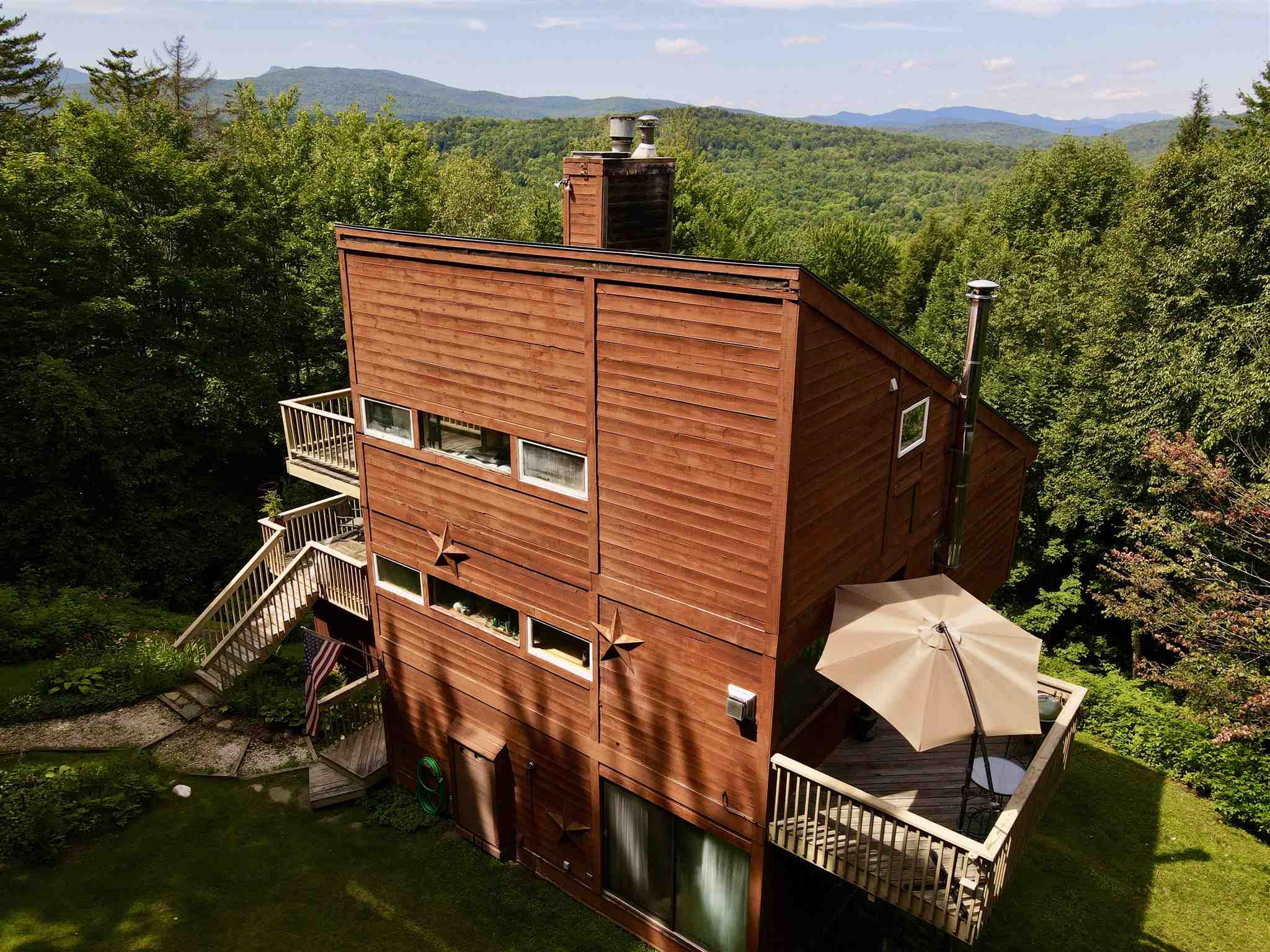 221 Dean's Mountain Road Moretown, VT 05660 - Photo 2 of 40 Gallery Image 2
