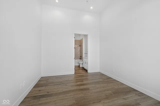 $775,000 | 1155 South Rangeline Road, Unit 507, Carmel, IN 46032