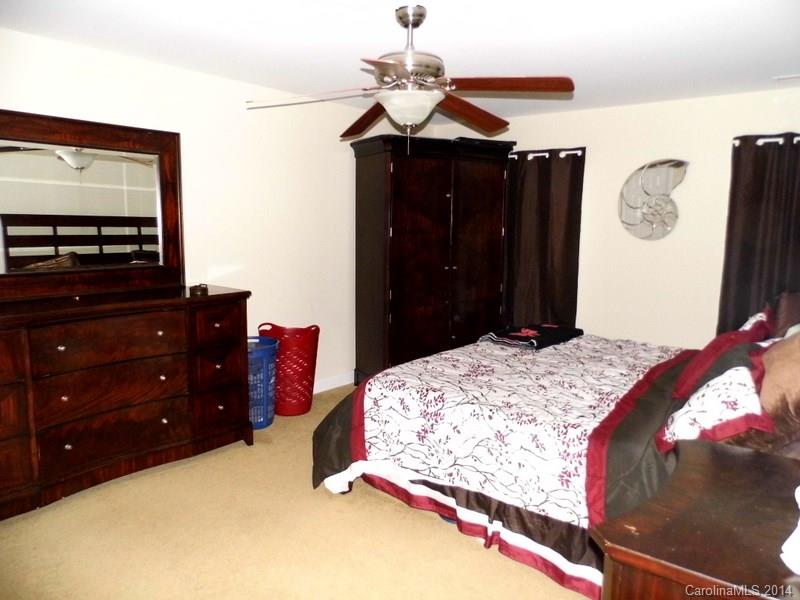 1033 Dameron Road, Unit 9 & 10 Bessemer City, NC 28016 - Photo 15 of 19 Gallery Image 15