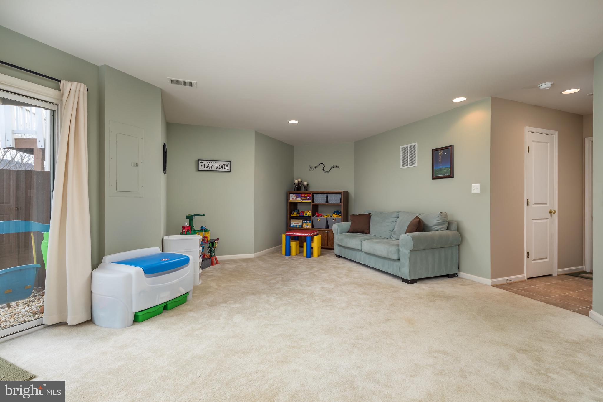 9133 Ribbon Falls Loop Bristow, VA 20136 - Photo 23 of 36 Gallery Image 23