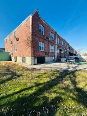 $1,550,000 | 62-27 69th Lane | Middle Village