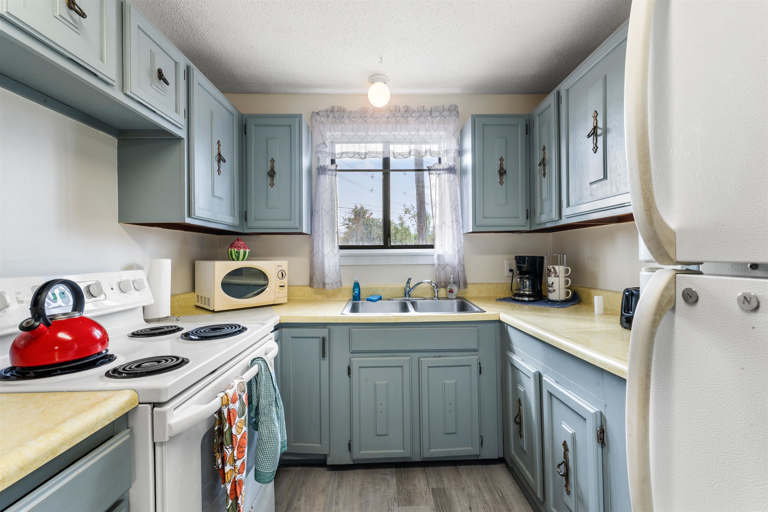 42 Wylie Court, Unit 6 Conway, NH 03860 - Photo 9 of 16