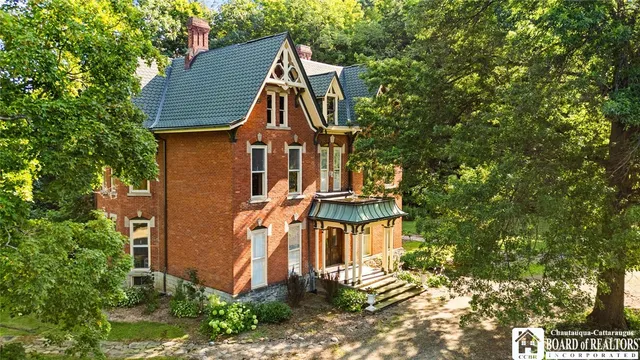 $389,000 | 3728 Highway 83, Pomfret, NY 14063