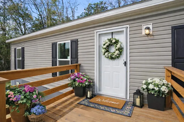 $250,000 | 230 Carolina Drive, St. Stephen, SC 29479