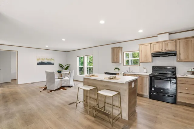 $250,000 | 230 Carolina Drive, St. Stephen, SC 29479