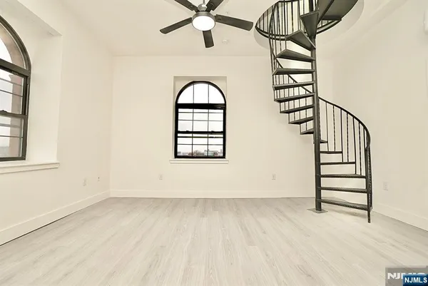 $3,400 | 536-540 Central Avenue, Unit 403, Newark, NJ 07107