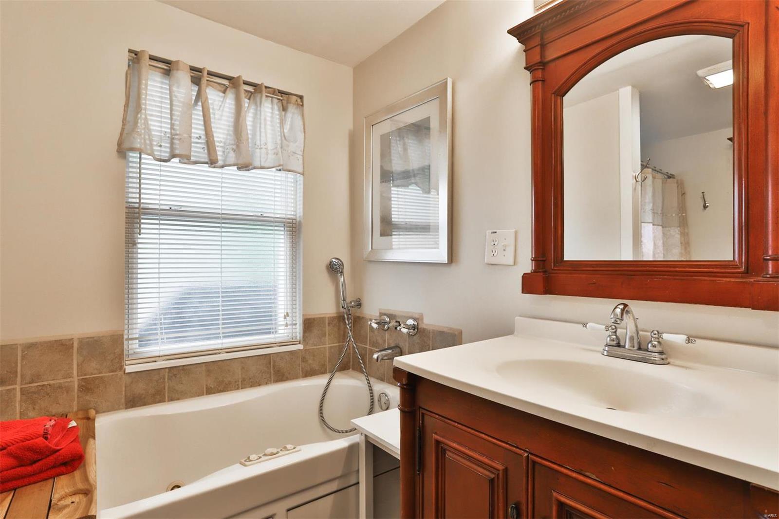 12809 Big Bend Road St. Louis, MO 63122 - Photo 21 of 32 Gallery Image 21