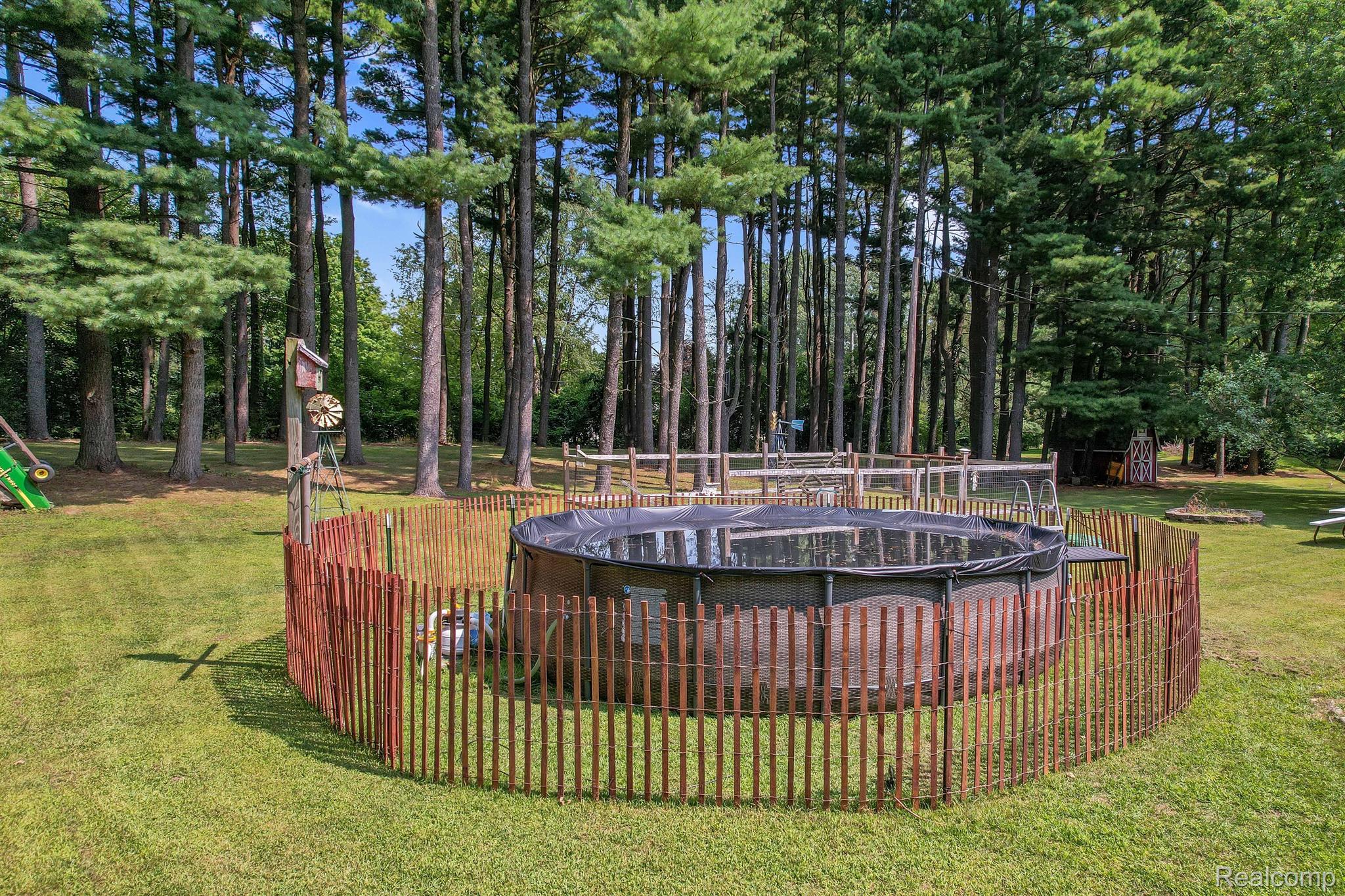3707 Judd Road Milan, MI 48160 - Photo 33 of 39 Pool can stay or go