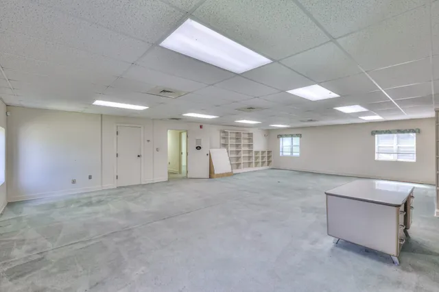 $1,499,000 | 228 South Military Avenue, Lawrenceburg, TN 38464