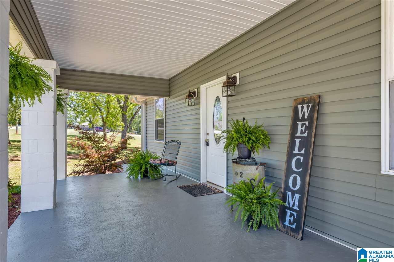 5166 Eastern Valley Road Bessemer, AL 35022 - Photo 4 of 25 Gallery Image 4