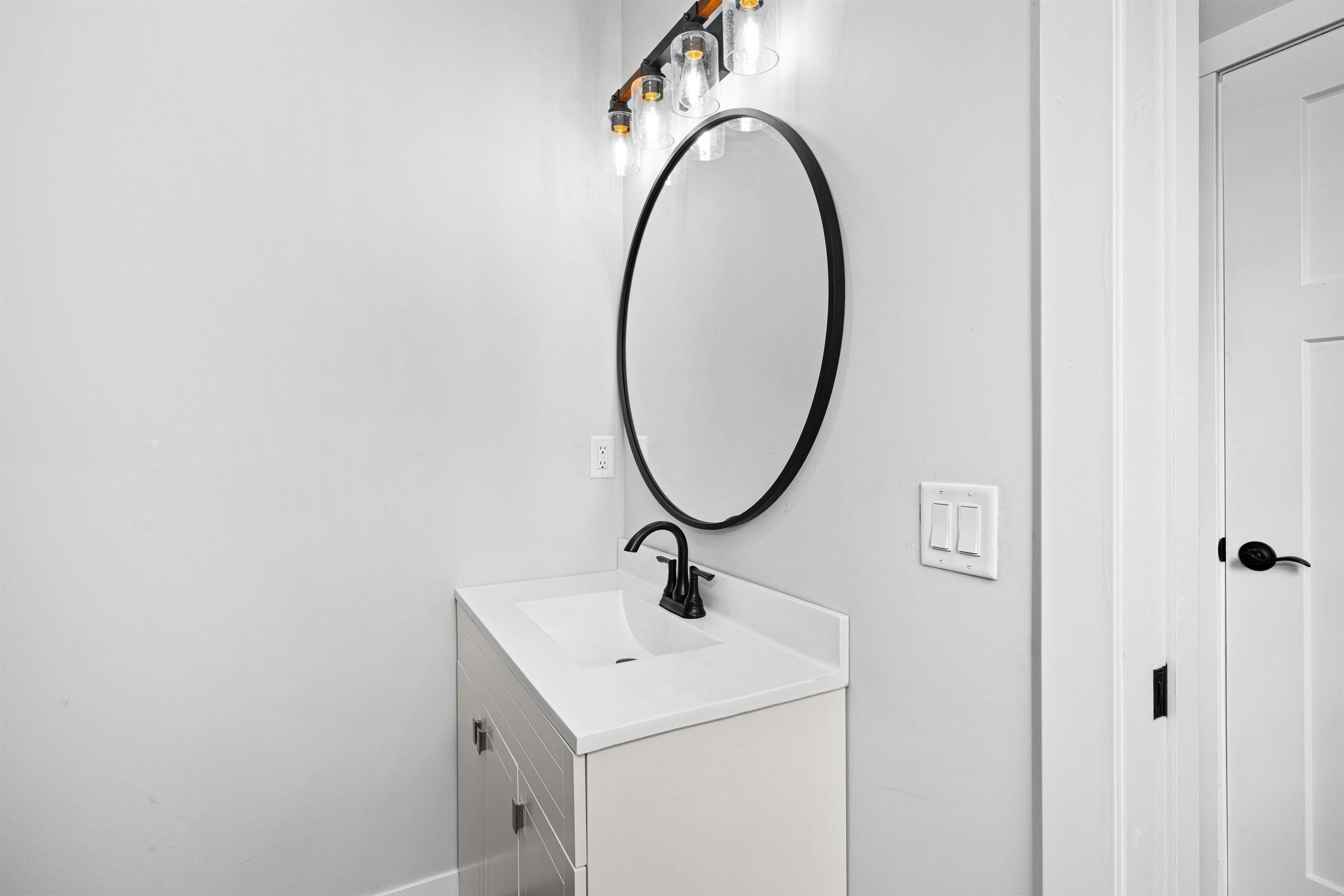 5305 Medina Street Duluth, MN 55807 - Photo 13 of 30