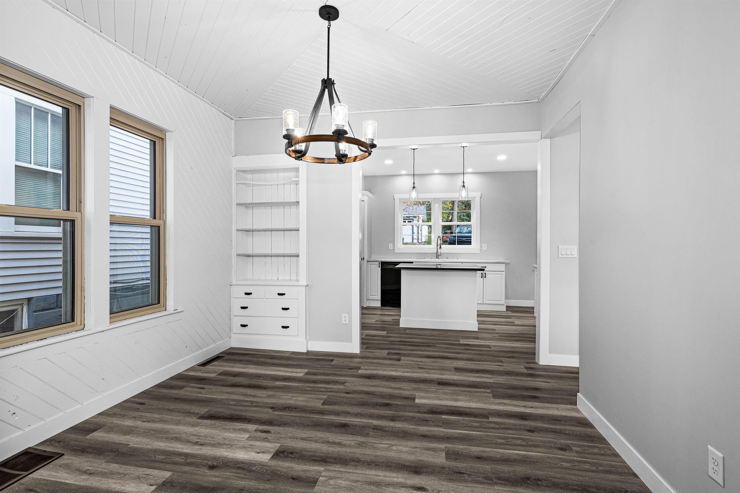 5305 Medina Street Duluth, MN 55807 - Photo 8 of 30