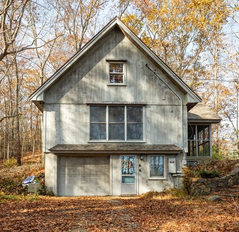 135 Chebacco Road Hamilton, MA 01982 - Photo 1 of 41 Gallery Image 1