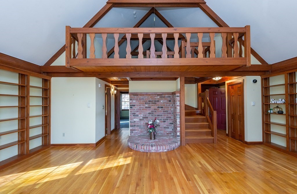 135 Chebacco Road Hamilton, MA 01982 - Photo 12 of 41 Gallery Image 12