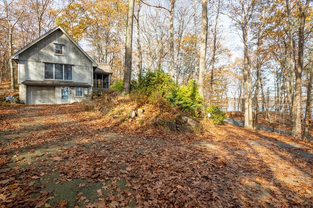 135 Chebacco Road Hamilton, MA 01982 - Photo 3 of 41 Gallery Image 3