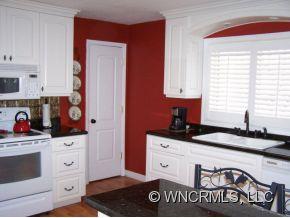 361 Old Linville Road Marion, NC 28752 - Photo 8 of 18 Gallery Image 8