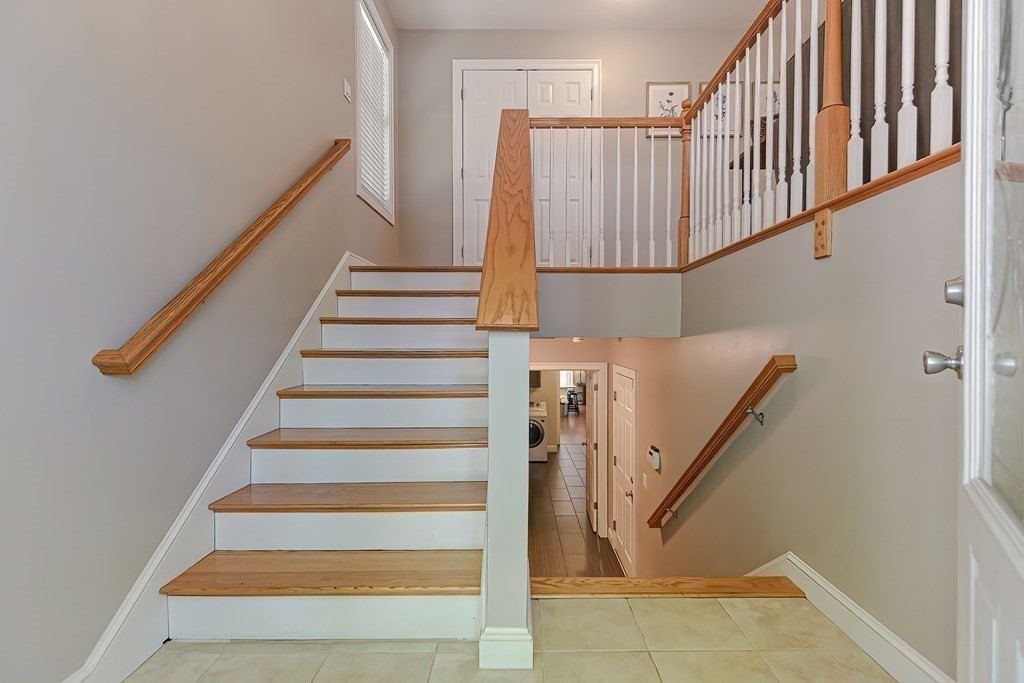 9 Broadway Stoneham, MA 02180 - Photo 6 of 42 a view of entryway