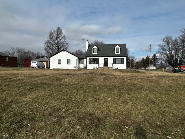 $2,300 | 3192 East Main Street, Plainfield, IN 46168