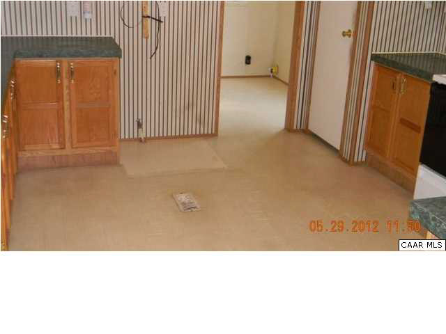 1799 Ridge Road Arvonia, VA 23004 - Photo 6 of 12