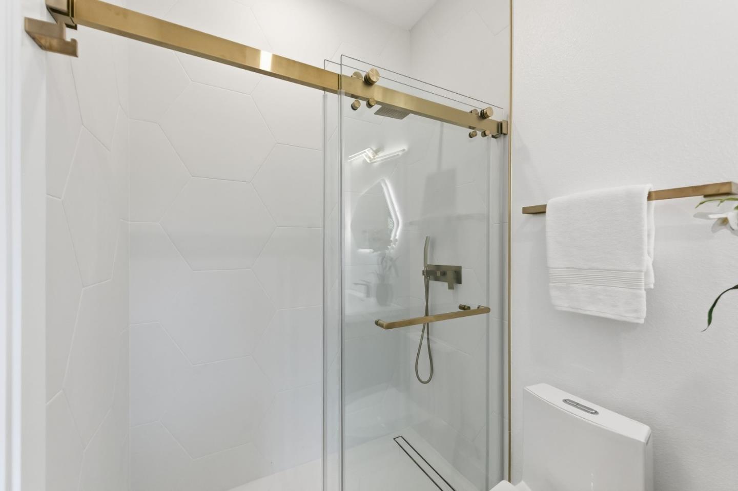 1748 Crane Avenue Mountain View, CA 94040 - Photo 21 of 44